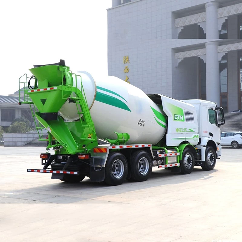 Shacman 8CBM Concrete Mixer Truck 8x4 Concrete Pump Truck Oblique Back Plot 
