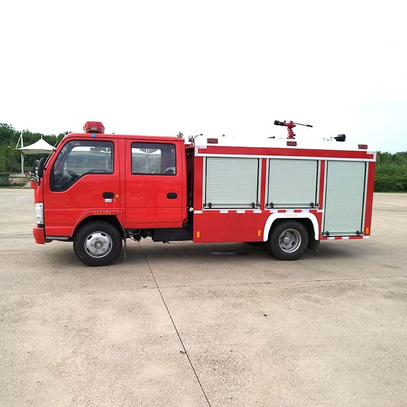 Isuzu 2000 Liters Water Foam Fire Fighting Truck Front Side View 