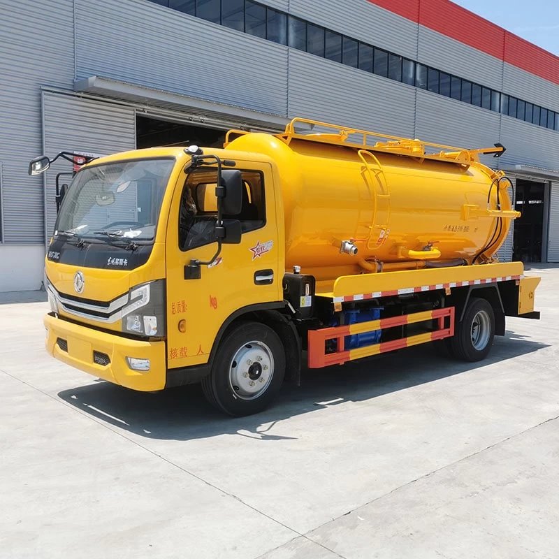 Dongfeng 10m3 vacuum pump cleaning sewage suction trucks Oblique Front View