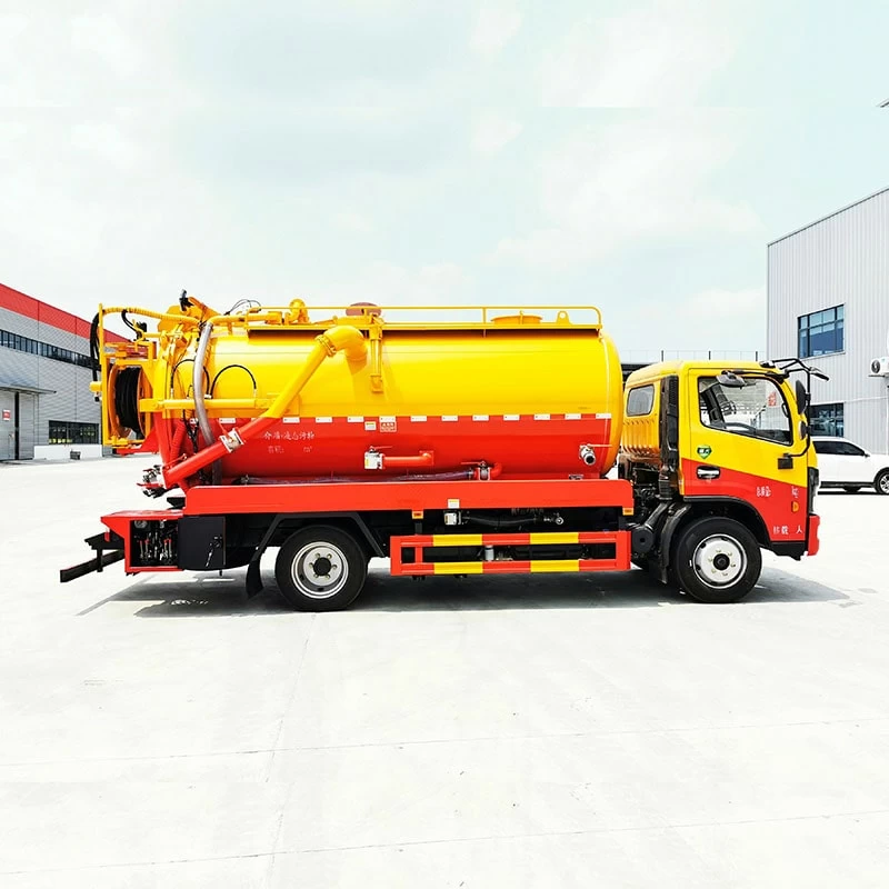 Dongfeng 4*2 10 ton vacuum truck sewage suction Oblique Back Plot