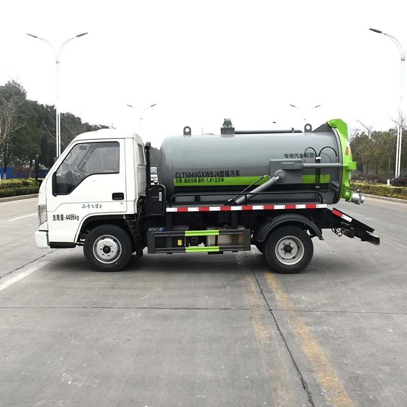 Foton 4*2 2000L vacuum truck sewage suction Front Side View