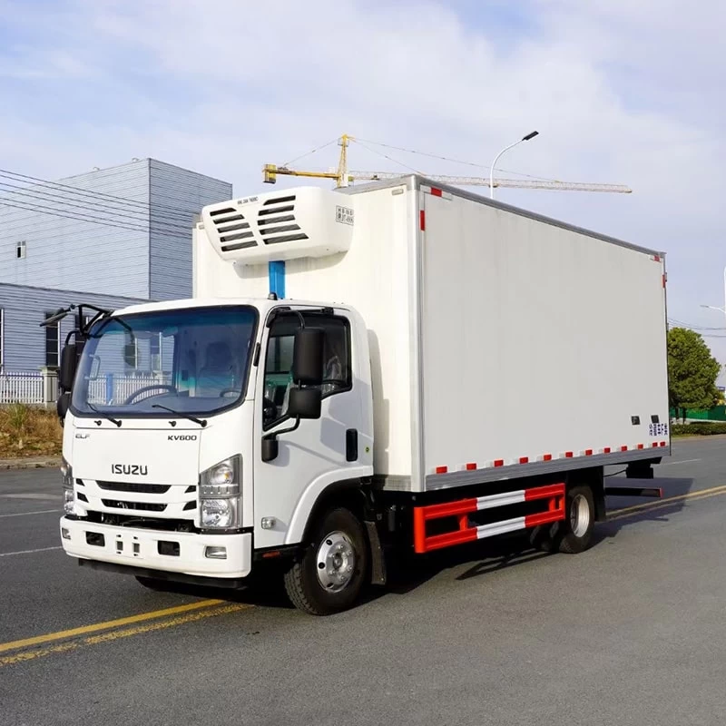 JAC 18m3 small mini meet vegetable refrigerated trucks Oblique Front View