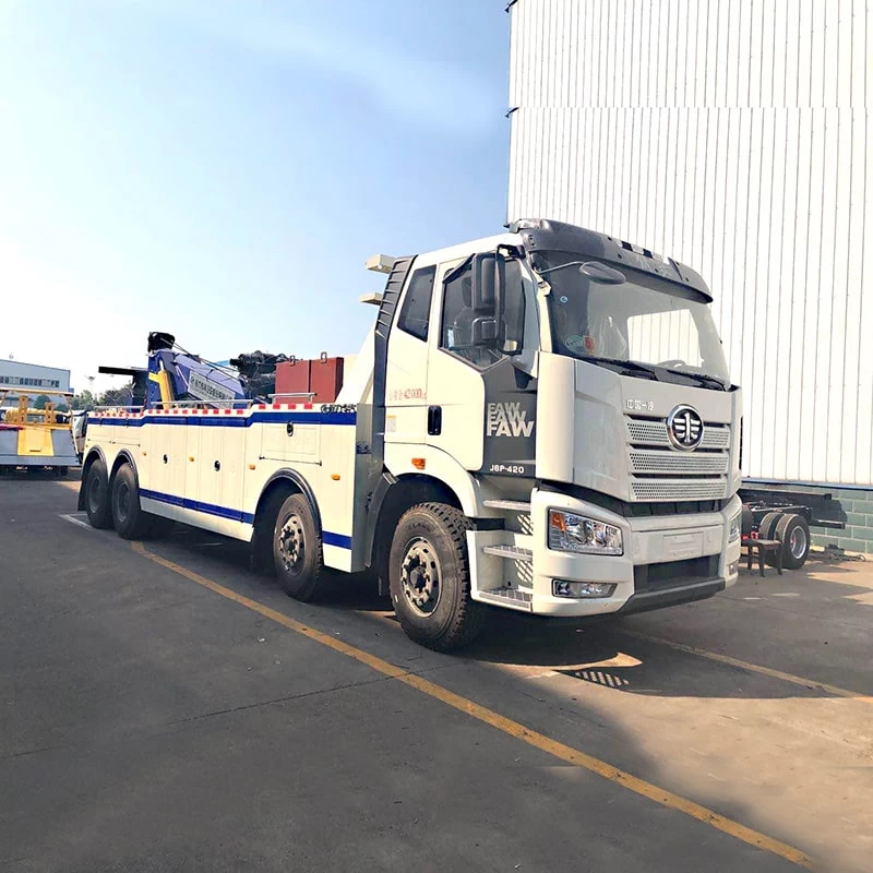 FAW 80 ton heavy duty dragging towing hydraulic crane wreckers Oblique Front View
