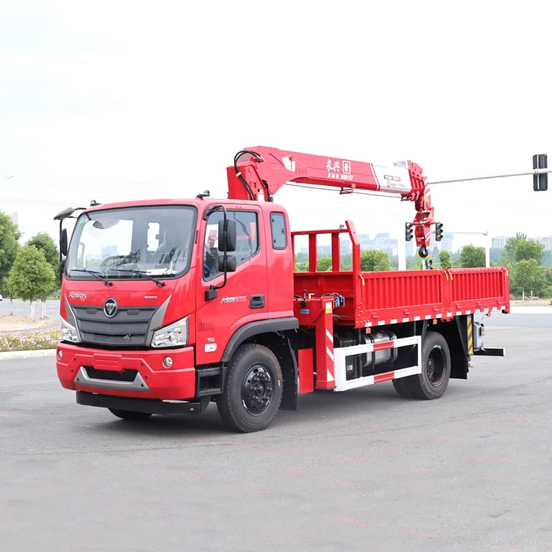 FOTON 13 meter telescopic boom 4*2 truck mounted crane Oblique Front View