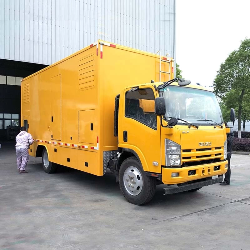 Isuzu 150KW rescue vehicle Power Supply Truck Oblique Front View