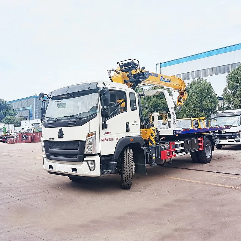 HOWO 10 ton 180 HP flatbed wrecker tow recovery truck Oblique Front View 