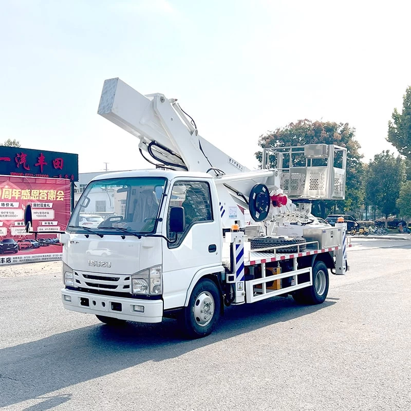 ISUZU 28 meters manlift high altitude operation truck Oblique Front View
