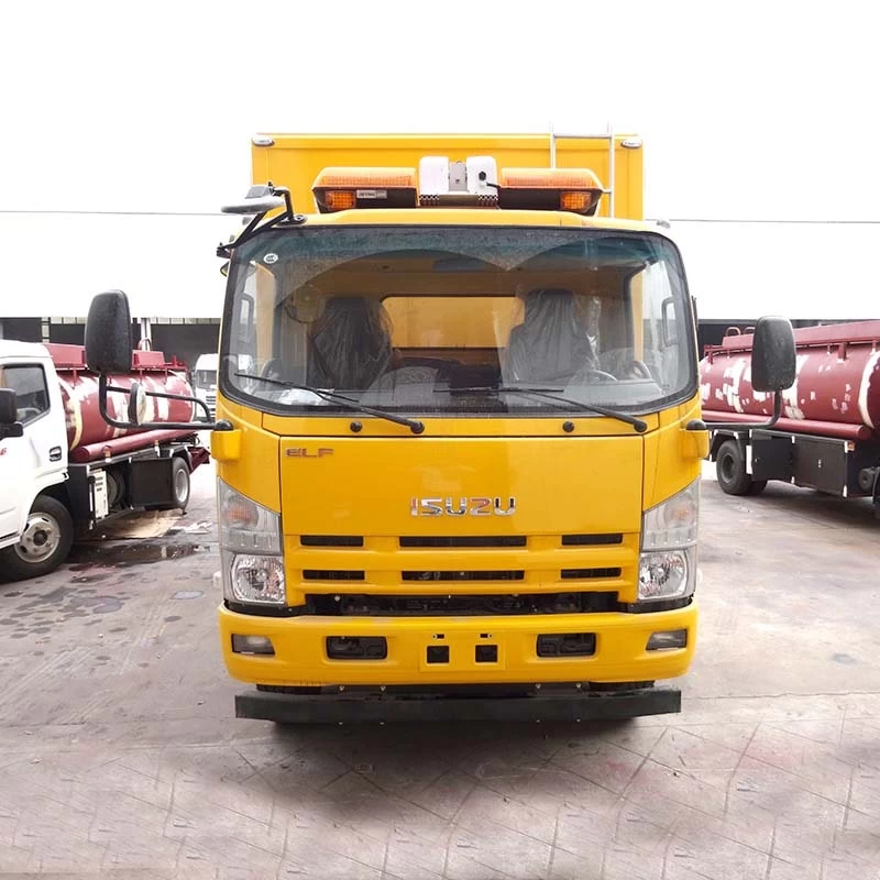 Japanese Isuzu 100kw outdoor power supply vehicle Front View