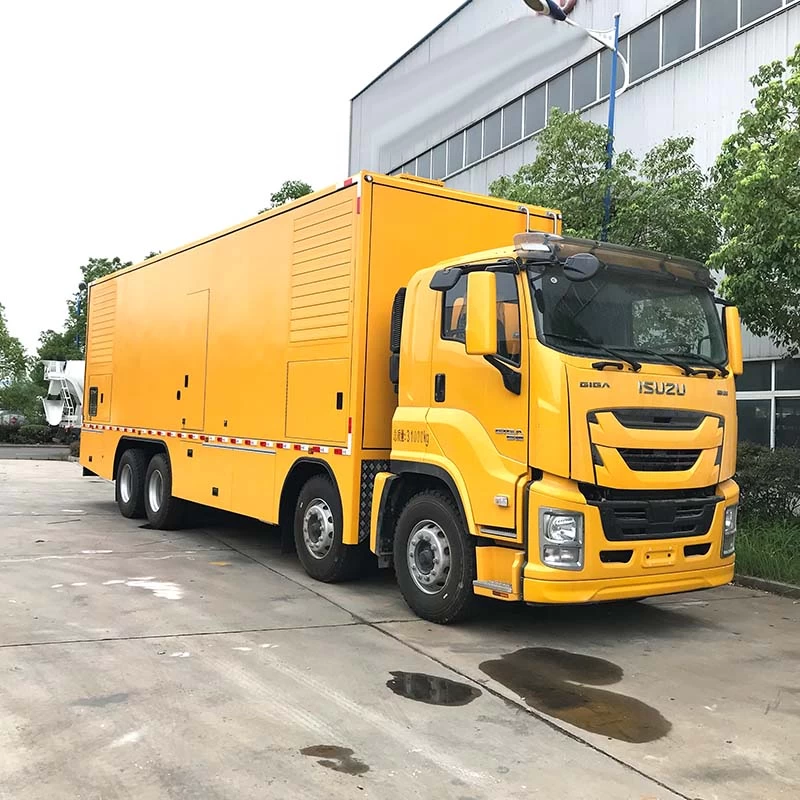 Isuzu 1000KW emergency power generation truck Oblique Front View