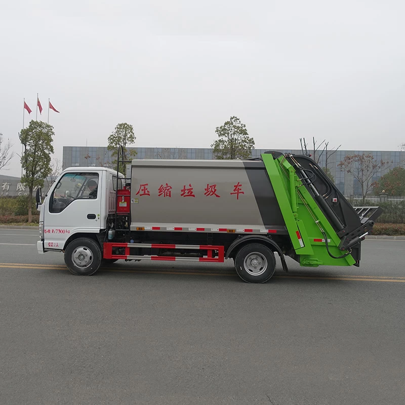 Isuzu 4*2 3 ton waste collection garbage truck Front side view