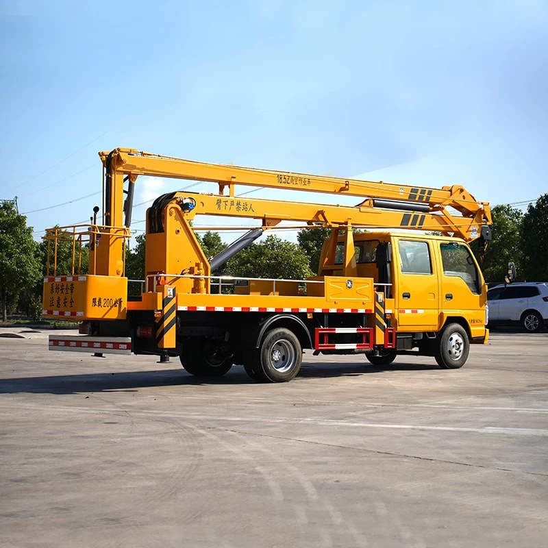 ISUZU ELF Double Row 18.5m High Altitude Operation Truck Oblique Back Plot
