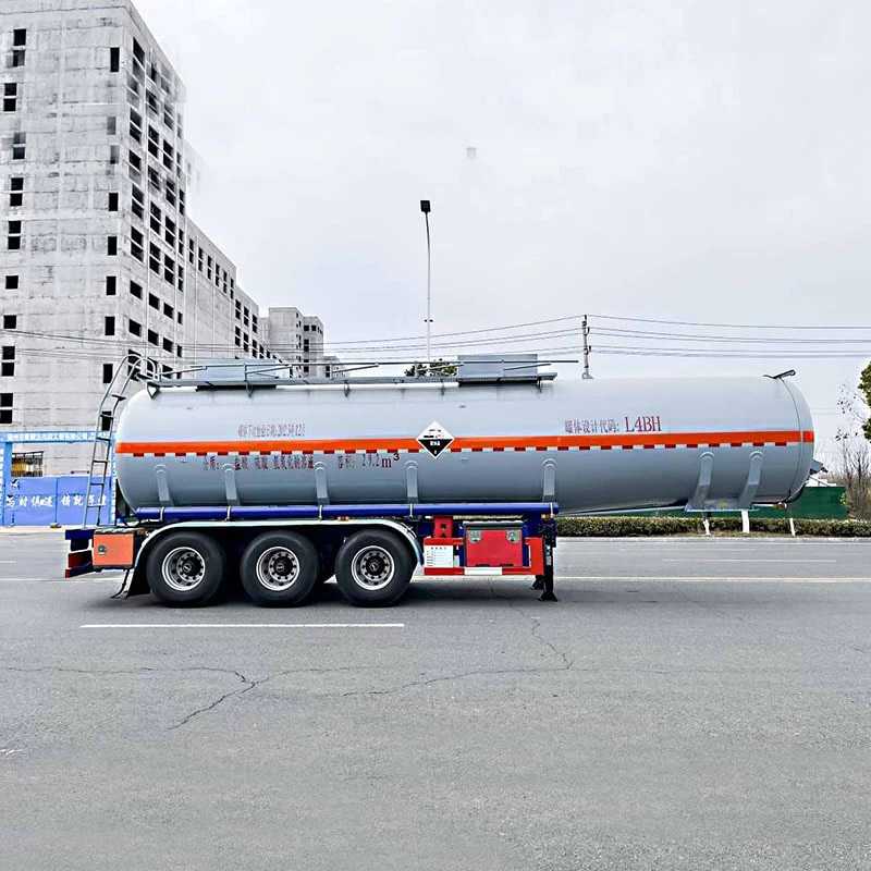 30 cbm sulfuric acid hydrochloric acid transport truck Front Side View