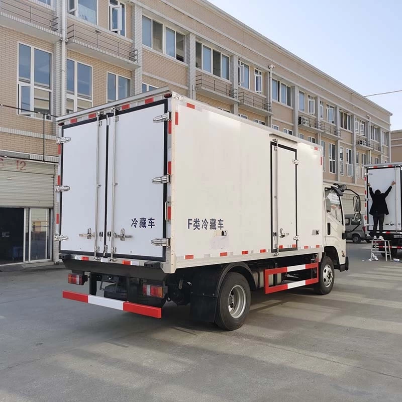 JMC 4x2 refrigerated box 16m3 small refrigerated trucks Oblique Back Plot