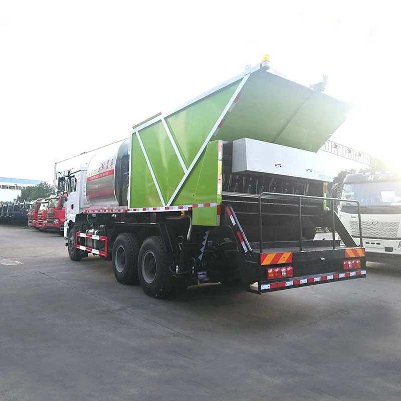 SHACMAN 6x4 Gravel Asphalt Synchronous Chip Sealer Truck Oblique Back Plot