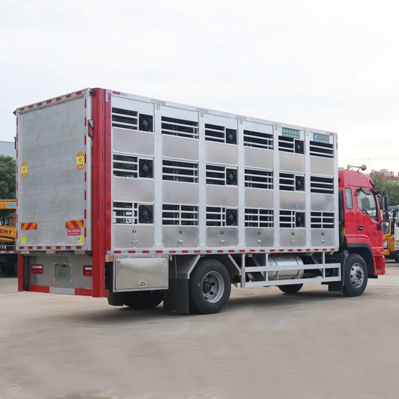 JAC 4*2 aluminum alloy Pig Livestock Transport  Truck Oblique Back Plot