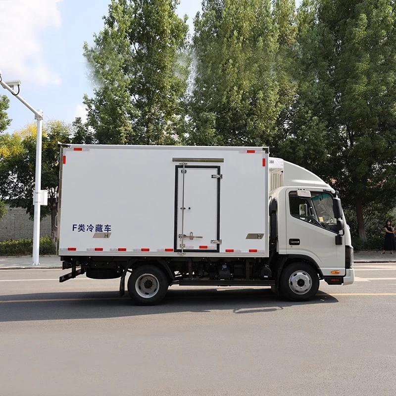 JAC 18m3 small mini meet vegetable refrigerated trucks Front Side View