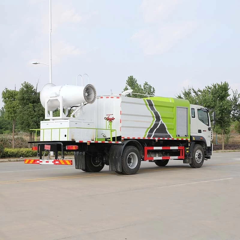 Foton 4x2 water spraying sprinkler truck Oblique Back Plot