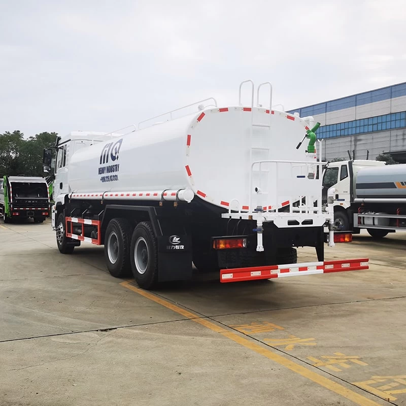 SHACMAN 6 * 4 water tank truck stainless steel water tank Oblique Back Plot
