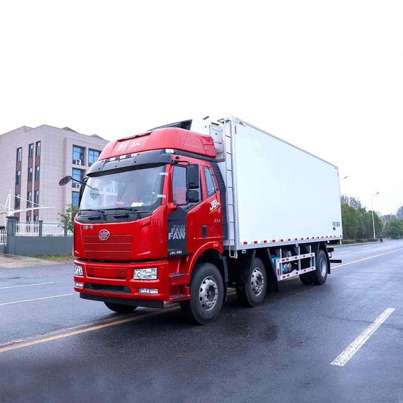 Faw 45m3 15 ton refrigerated van truck for meat Transport Oblique Front View
