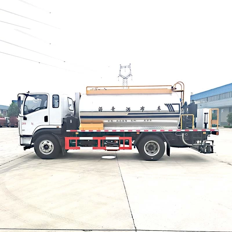 Shacman Road construction machine asphalt distributor truck Front Side View