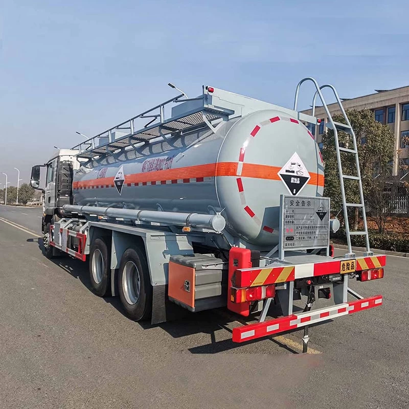 SINOTRUK 6*4 14 ton Ammonium Nitrate Tank Truck Trailer Oblique Back Plot
