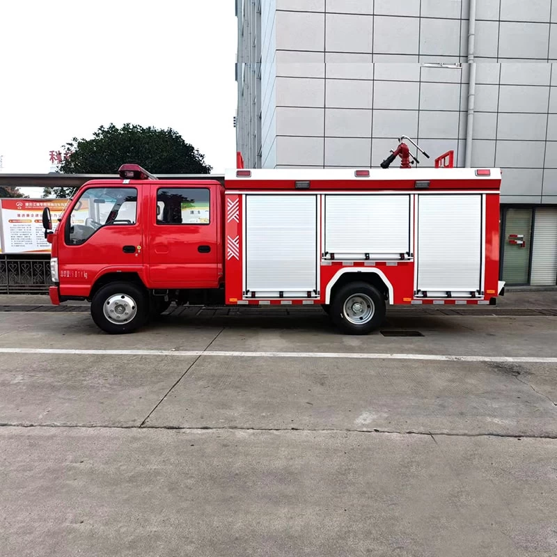 ISUZU 3000L Water Tank Fire Fighting Rescue Truck for Sale
Front Side View