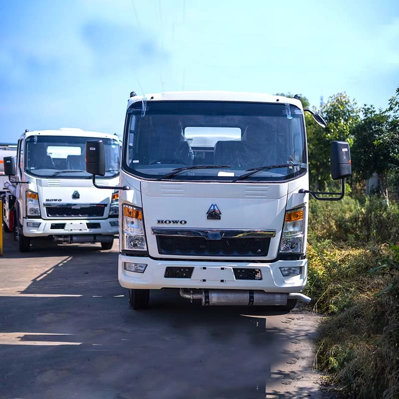 Howo 4x2 10000 liters Fuel Tank Truck Tanker Truck Front View
