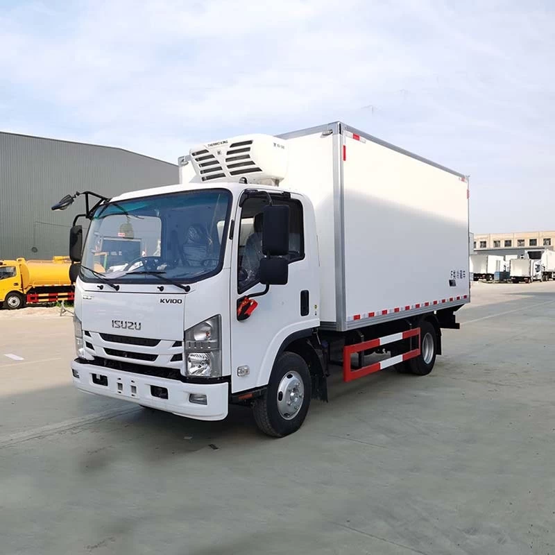 Isuzu 5tons Mini refrigeraged Trucks Cold Food refrigerator Oblique Front View
