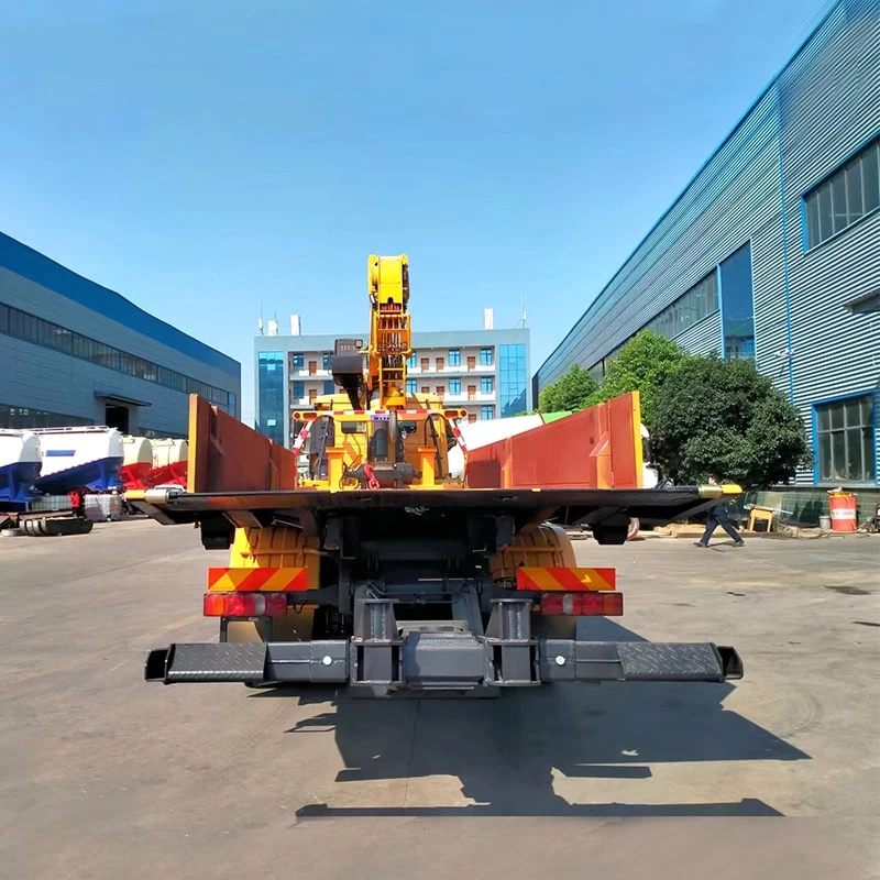 HOWO 6*4 Rear Double Axle Wrecker Truck with 12 Ton Crane Back Image
