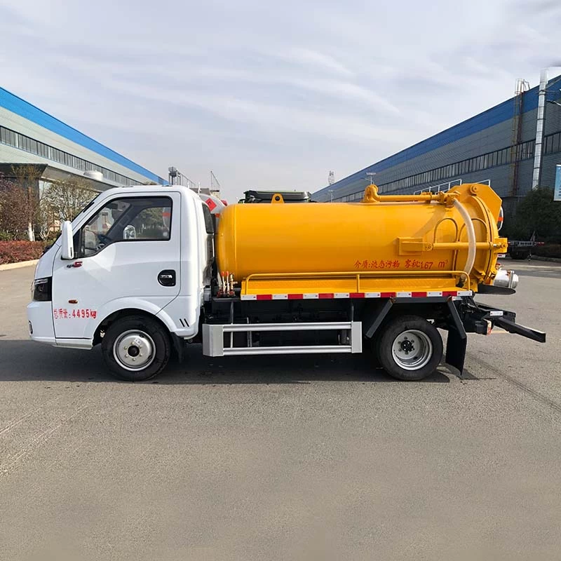Dongfeng 4×2 12000L sewage suction truck Front Side View