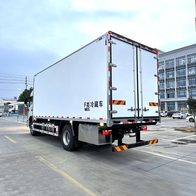 JAC 4*2 reefer fresh food refrigerator trucks for sale Oblique Back Plot