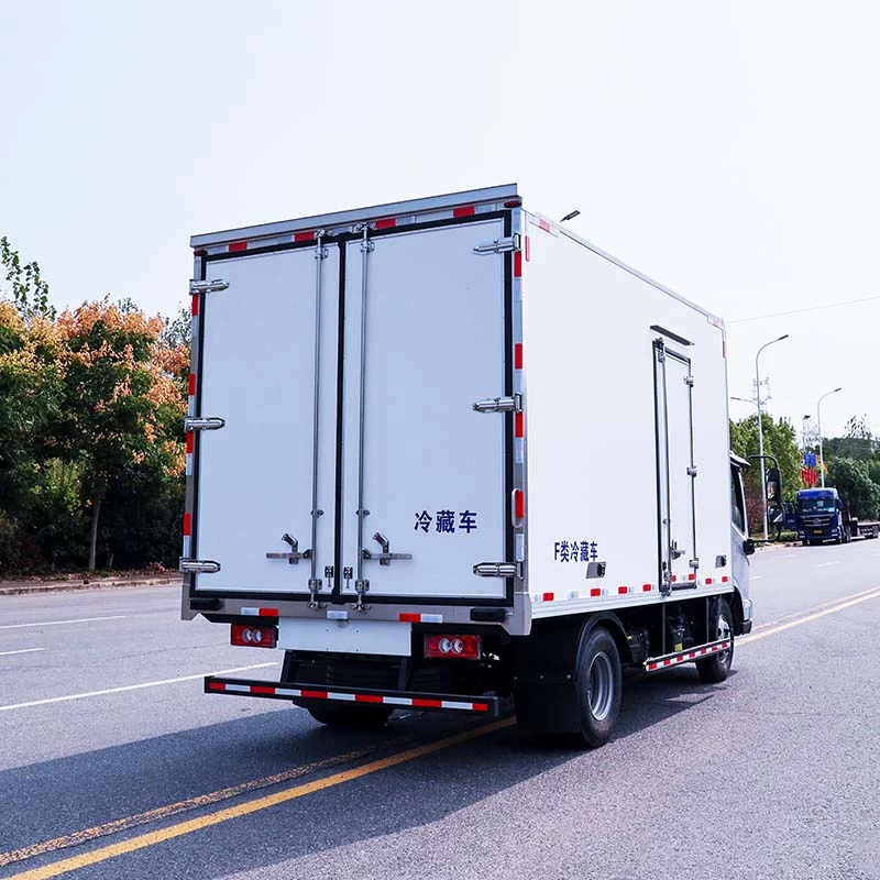High Quality China Foton 4tons Refrigerated Truck For Sale  Oblique Front View