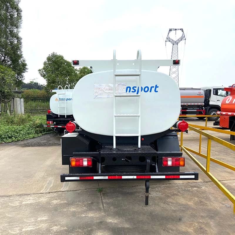 Howo 4x2 10000 liters Fuel Tank Truck Tanker Truck Back Image
