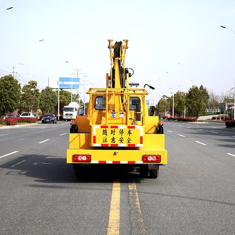 Foton 13m High-altitude truck mounted aerial work platformBack Image 