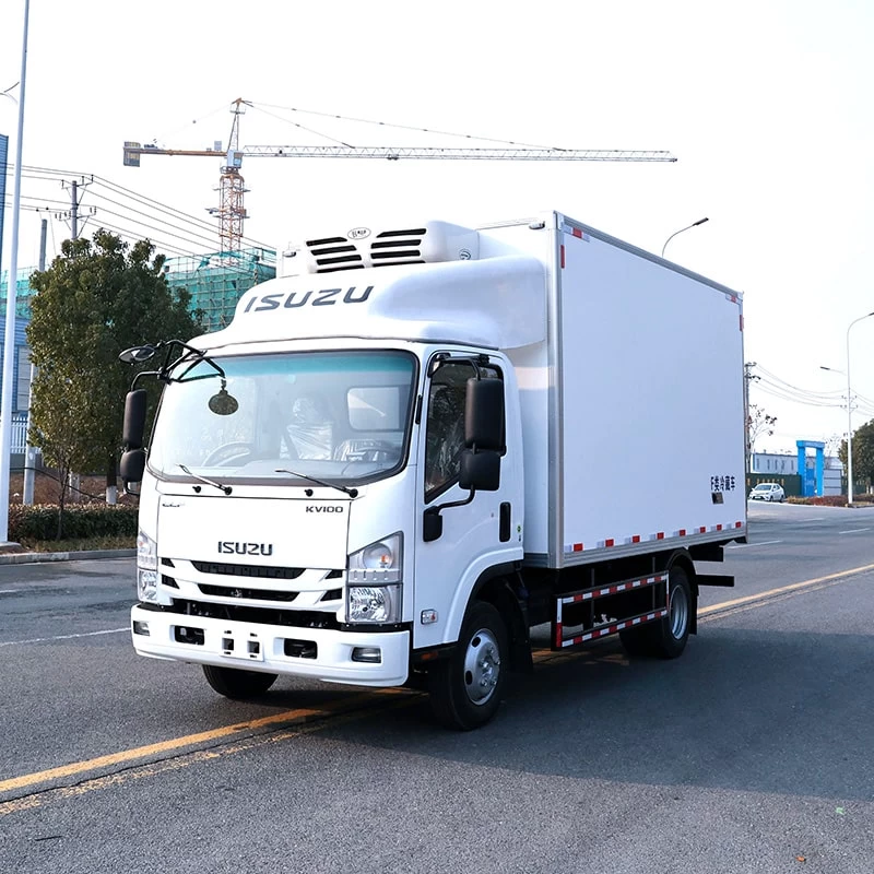 Japanese brand Isuzu 4.2m small mini refrigerated truck Oblique Front View